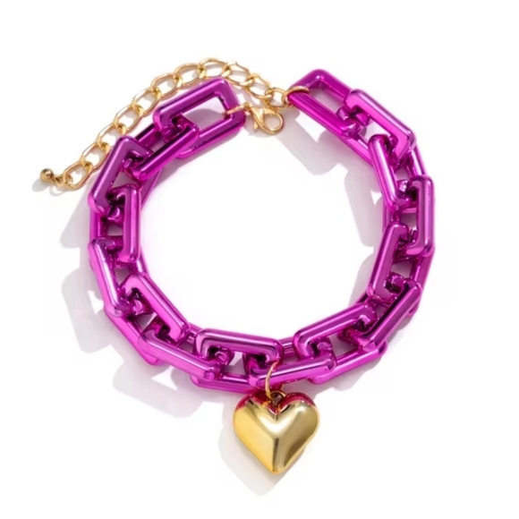 Rectangle Chain Necklace in Light Metal with Heart Pendant NWOT - Picture 3 of 3